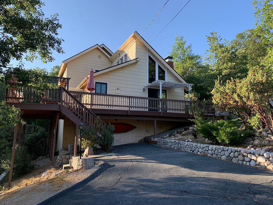 1st image of 28690 Teton Ln