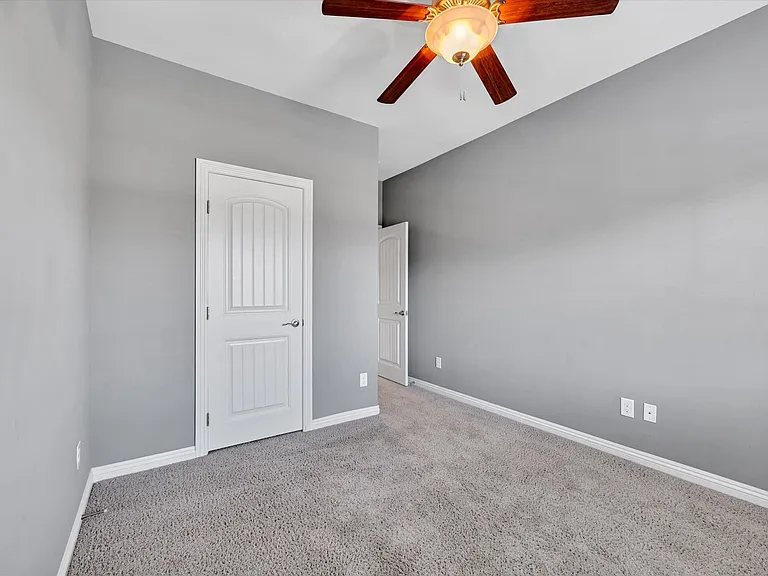 6789 Dragonfly Rock St — Photo 33
