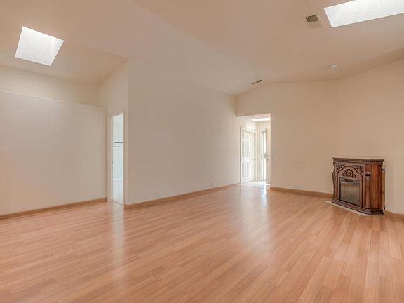 Herman Roser Ave SE-5