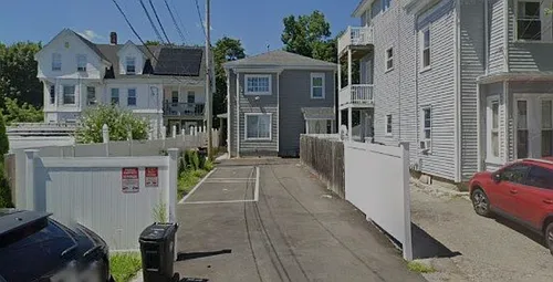 20 Holbrook Ave #1 Photo 1