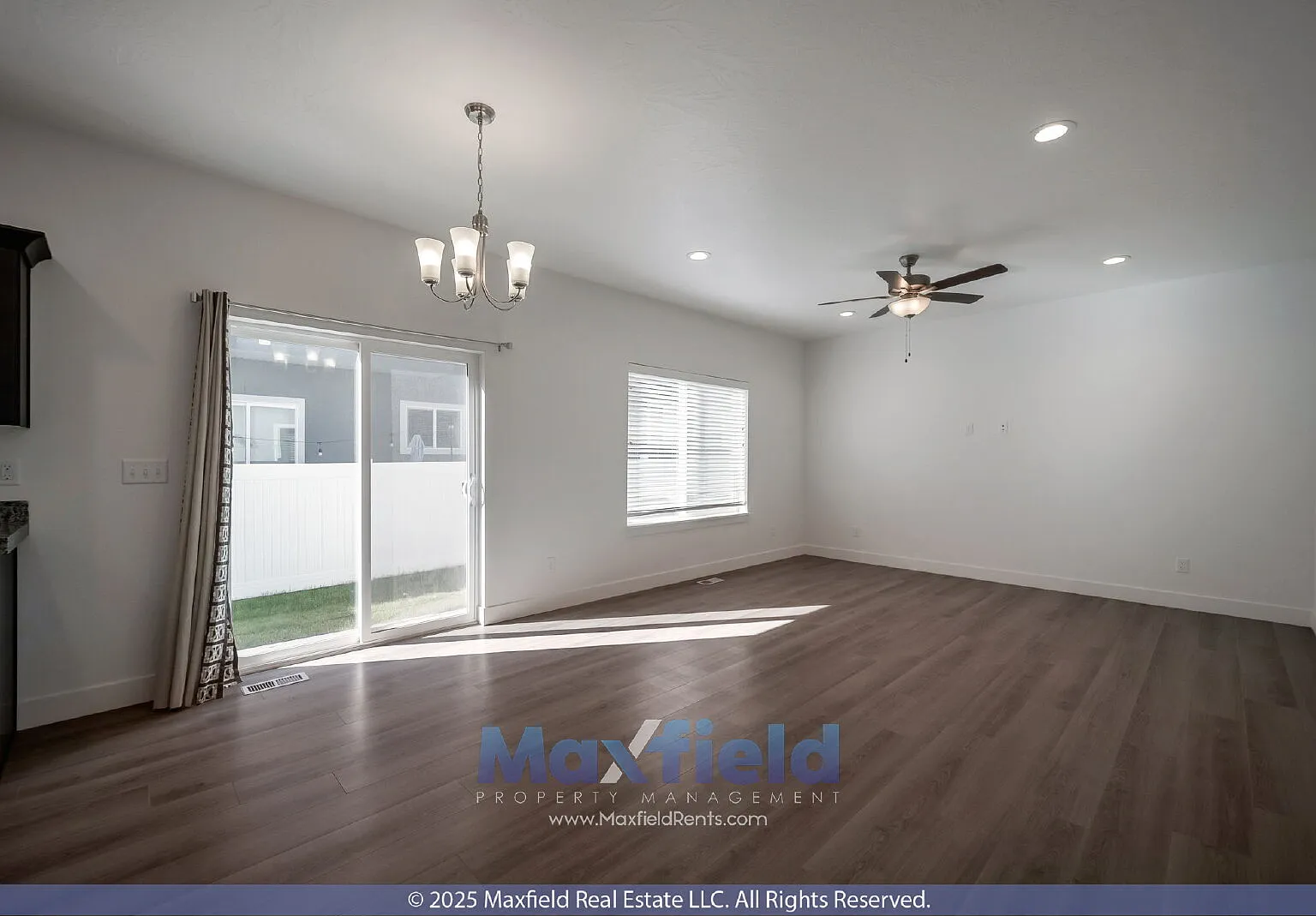 4 bed, 3.5 bath, 2557 sqft, $2,400 — Photo 2