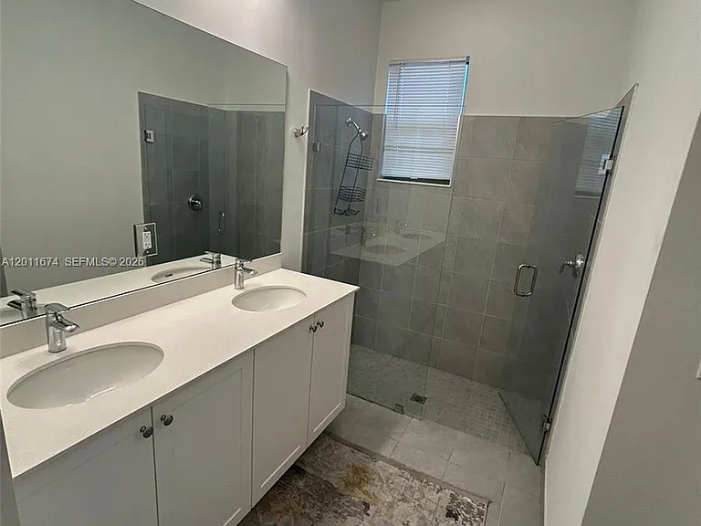 5541 Agostino Way — Photo 4