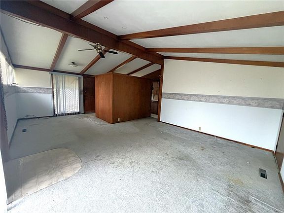 2nd image of 86 11th St