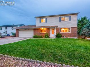 5203 Del Paz Dr, Colorado Springs, CO 80918