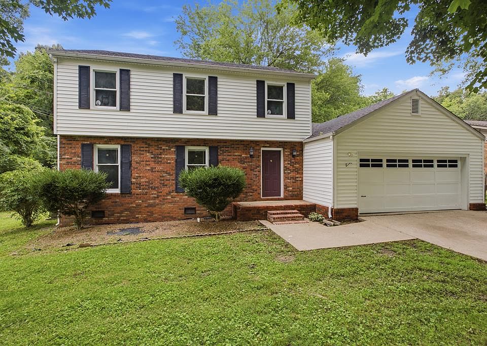 1st image of 148 Woodlawn Ct