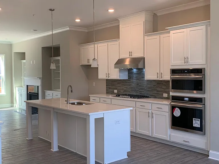 332 Overture Ct — Photo 8