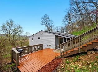 674 Meramec Dr, Ballwin, MO 63021