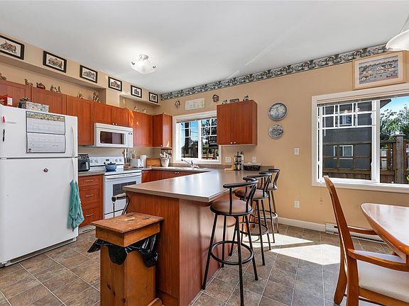 5th image of 2744 Matson Rd #100