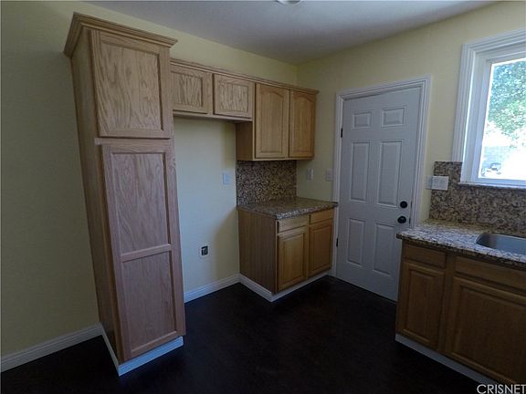5th image of 12592 Bromont Ave