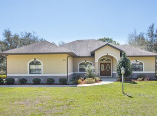 2000 W Begonia Dr, Beverly Hills, FL 34465