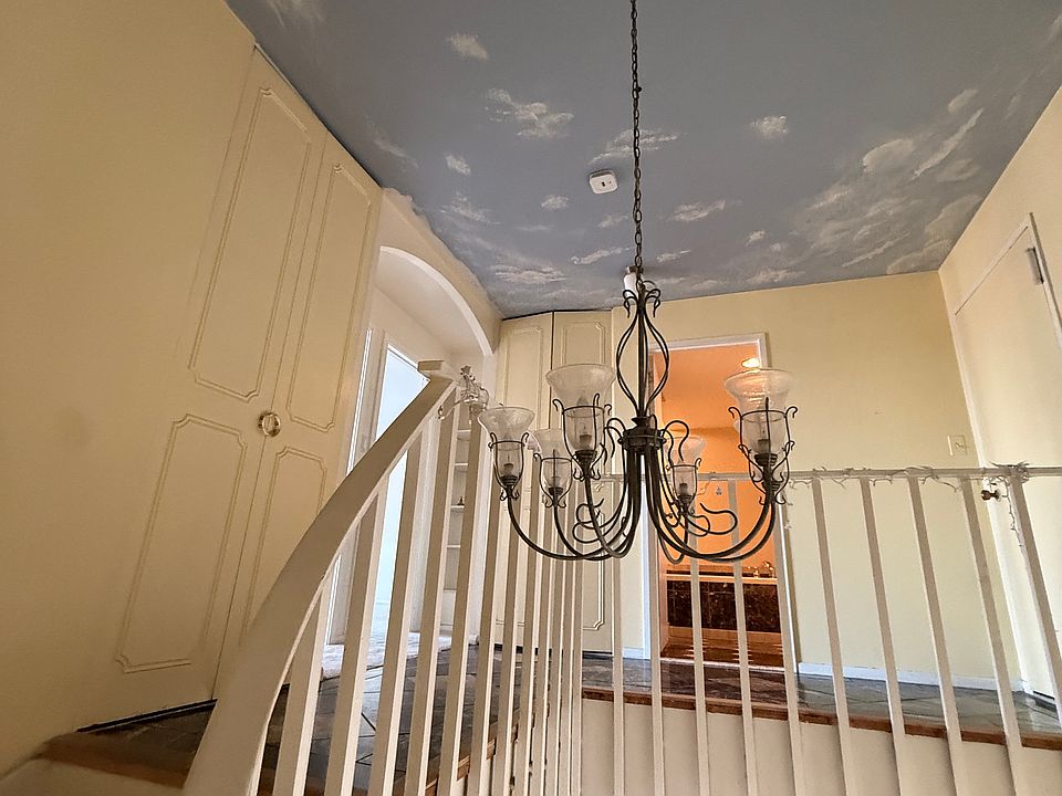 1st image of 30 Woodland St APT 11I