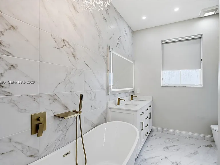 15411 SW 9th Way #0 — Photo 23