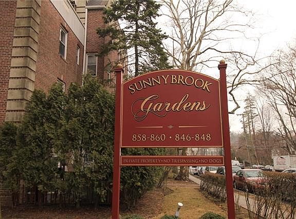 2nd image of 846 Palmer Rd APT 2C