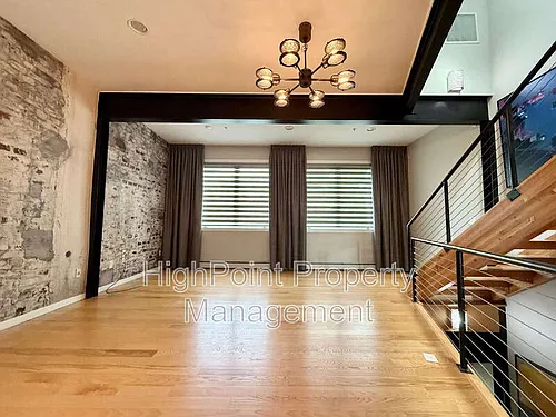 11858 Bradburn Blvd Photo 1