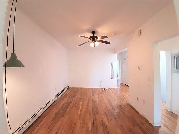 3rd image of 245 Throop Ave #2R