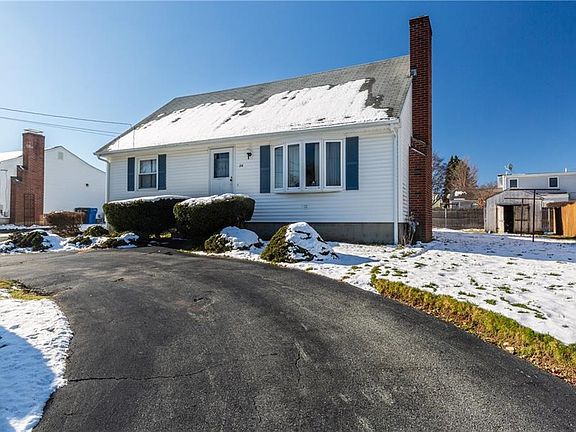 5th image of 28 Arrowfield Rd