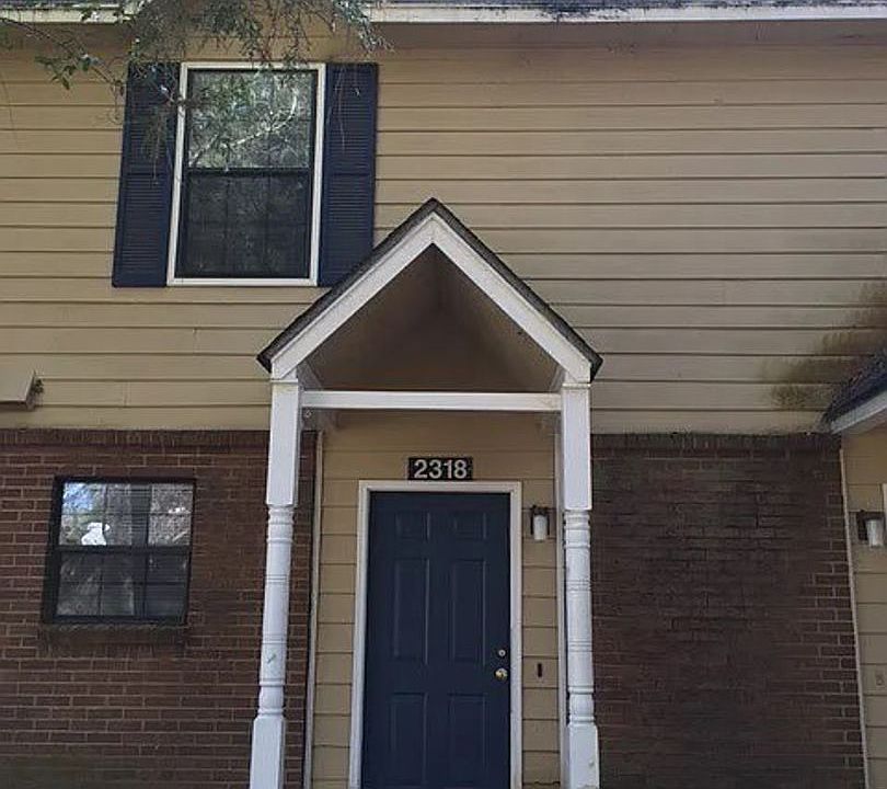 1st image of 2318 Sylvan Ct