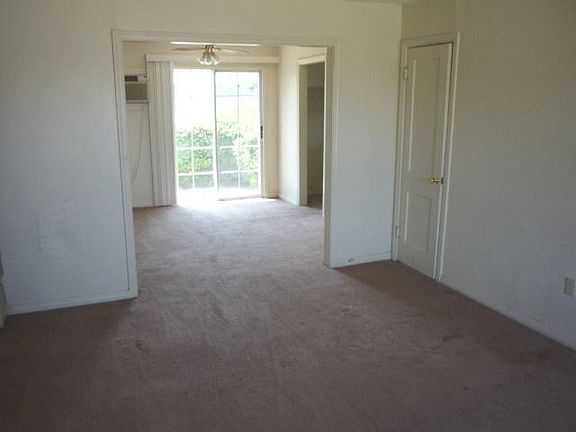 4th image of 2334 SW Cornell Ave
