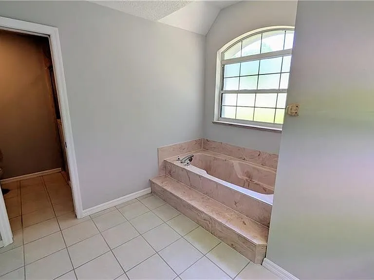 4565 N Allamandra Dr — Photo 18