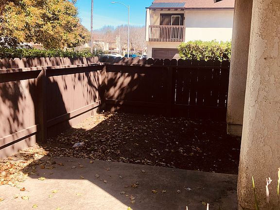 2nd image of 1314 W Apricot Ave #1314