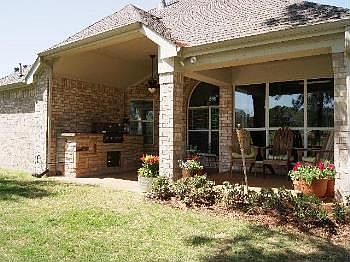4th image of 6201 Pine Hills Ln