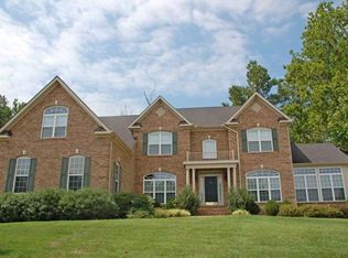 153 Hawk Nest Ct, Richmond, VA 23227