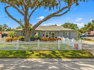 4135 Beach Dr SE, Saint Petersburg, FL 33705