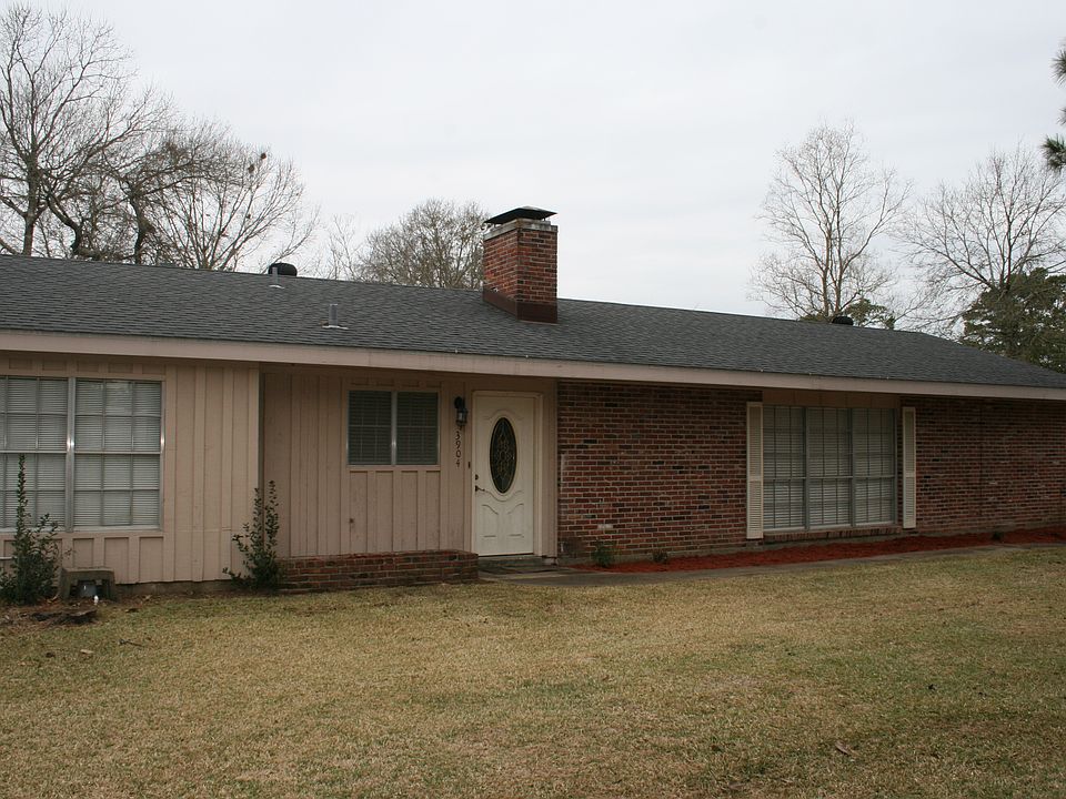 1st image of 3904 Evergreen St