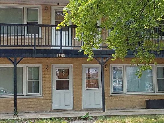 3rd image of 4421 W 53rd St