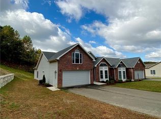 100 Elm St, Uniontown, PA 15401