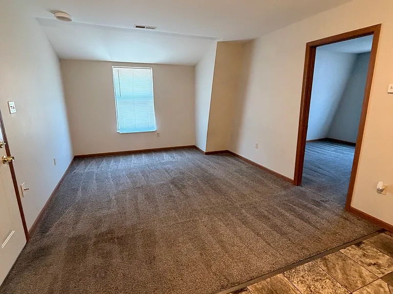 900 Shelley Ct #D — Photo 3