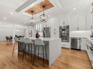 5 Four Acre Dr, Burlington, MA 01803