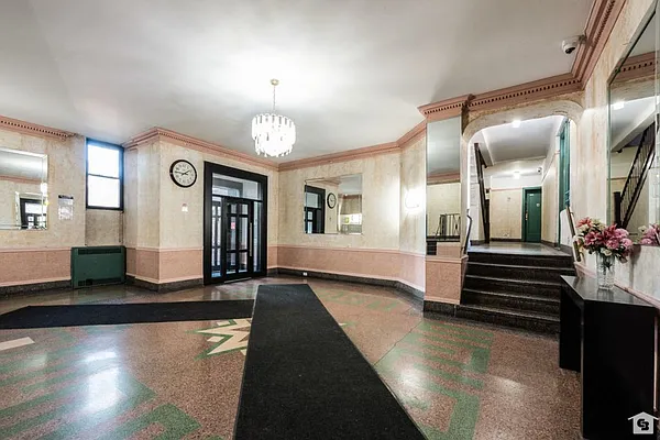 Sold by Coldwell Banker Reliable Real Estate | media 20