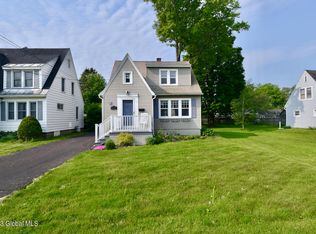 617 Charles St, Glenville, NY 12302