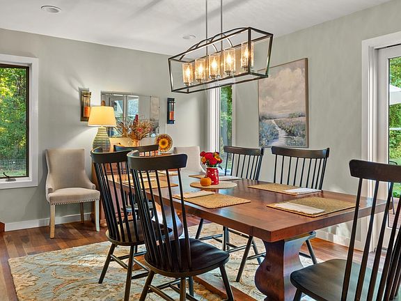 4th image of 188 Hillsdale Rd