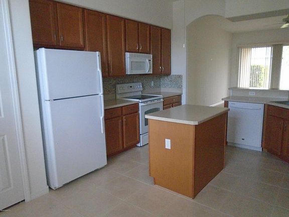 4th image of 3842 Carambola Cir #0