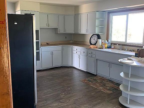 Large kitchen/dining room