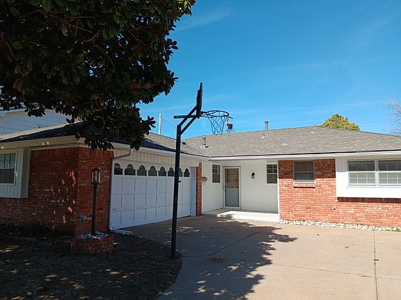 4th image of 713 Briarcrest Dr