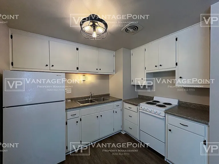 1232 Lore Ln — Photo 3