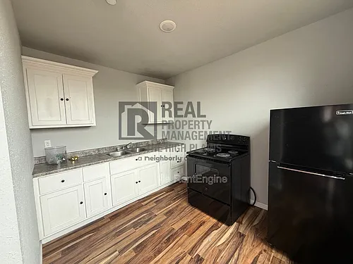 705 N Mirror St #A Photo 1