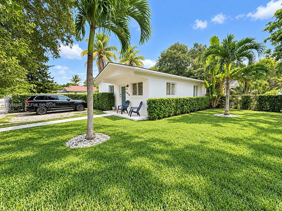 4400 NW 1st Ave #4400