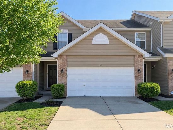 140 Weatherby Landing Dr, O'Fallon, MO 63366