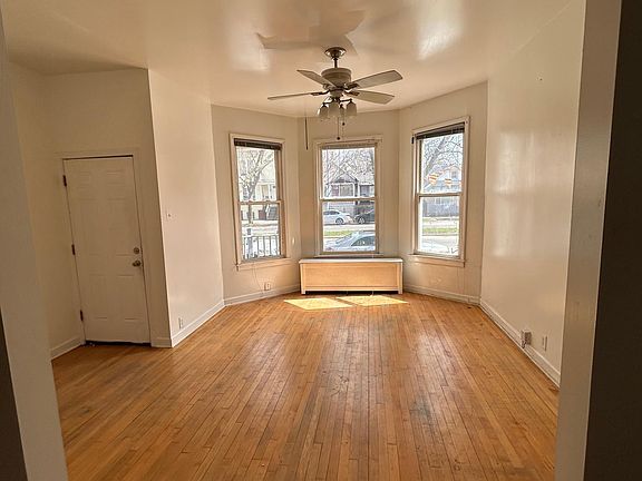 3rd image of 1638 N Kedzie Ave #1