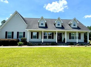 45 Balsam Dr, Broxton, GA 31519