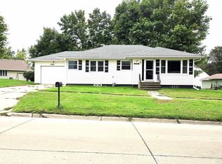 602 Main St, Hospers, IA 51238