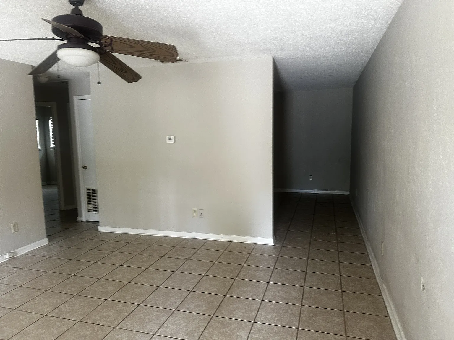 2028 NE 3rd St - 1 — Photo 4