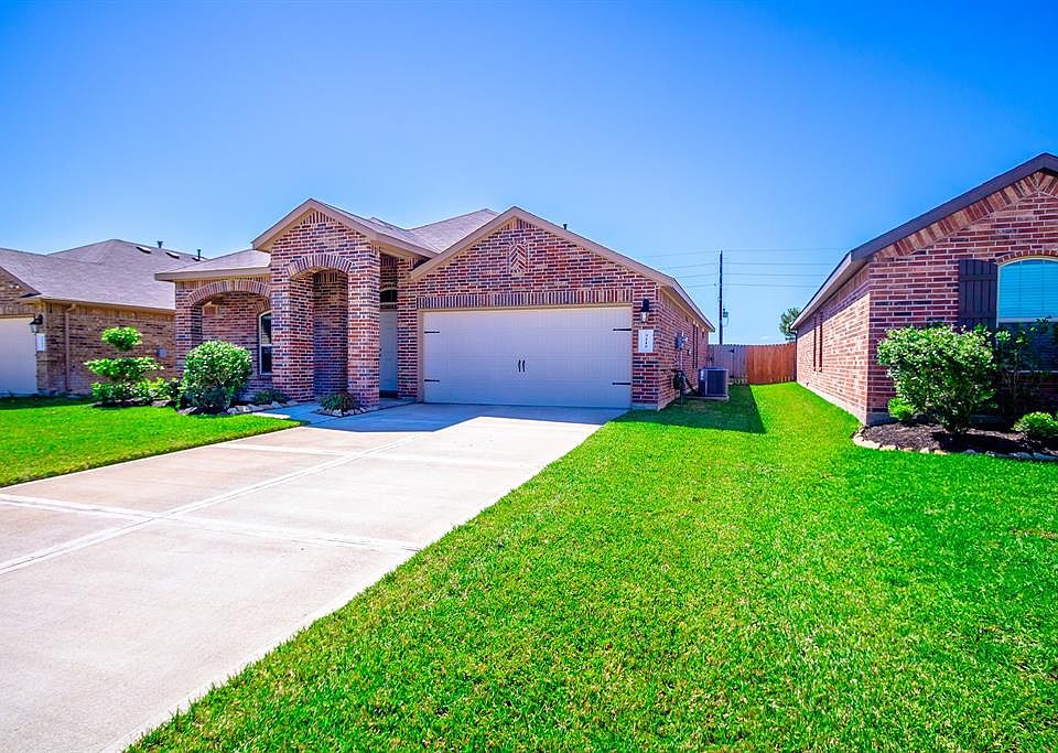 1st image of 3215 McDonough Way