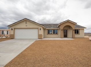 3925 N Mayfield Ranch Rd, Pahrump, NV 89060