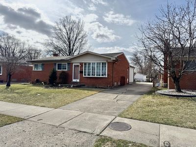 8612 Christine St, Warren, MI, 48093