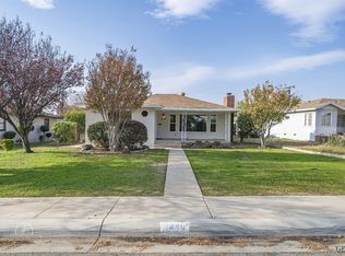 2905 Olympic Dr, Bakersfield, CA 93308